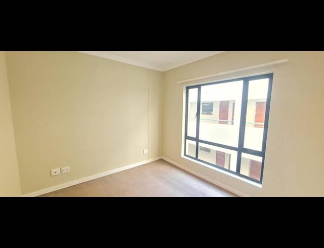 2 BEDROOM APARTMENT FOR SALE IN BEDFORD GARDENS
